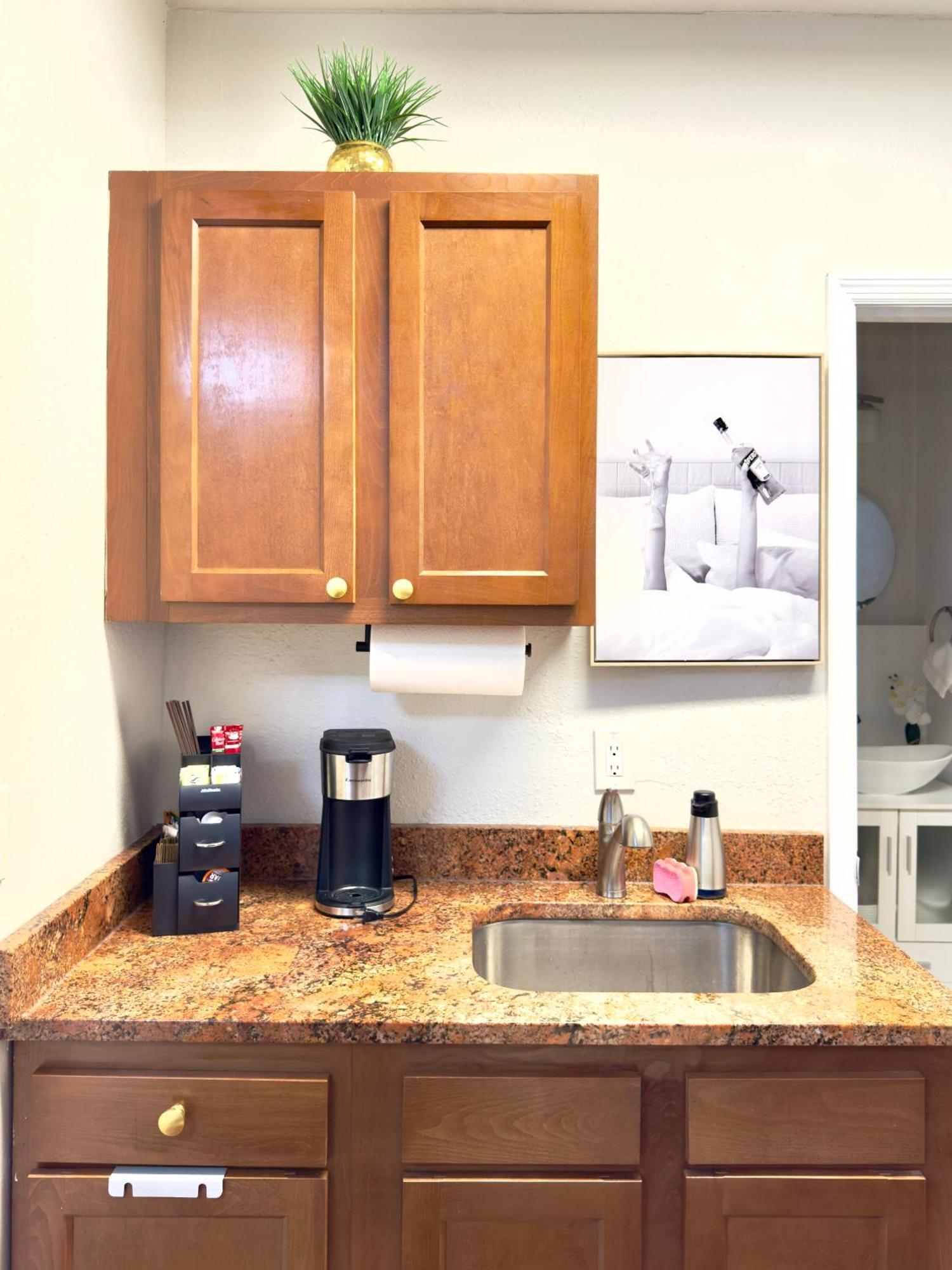 Yania's Cozy Getaway Apartment